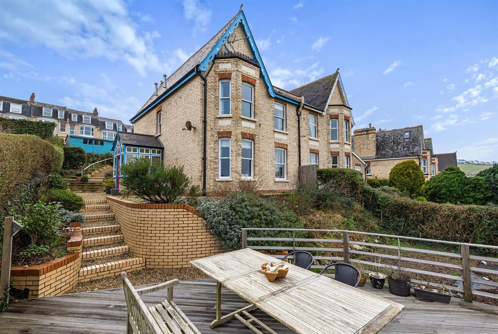 Park Road, 4 bed semidetached house £535,000