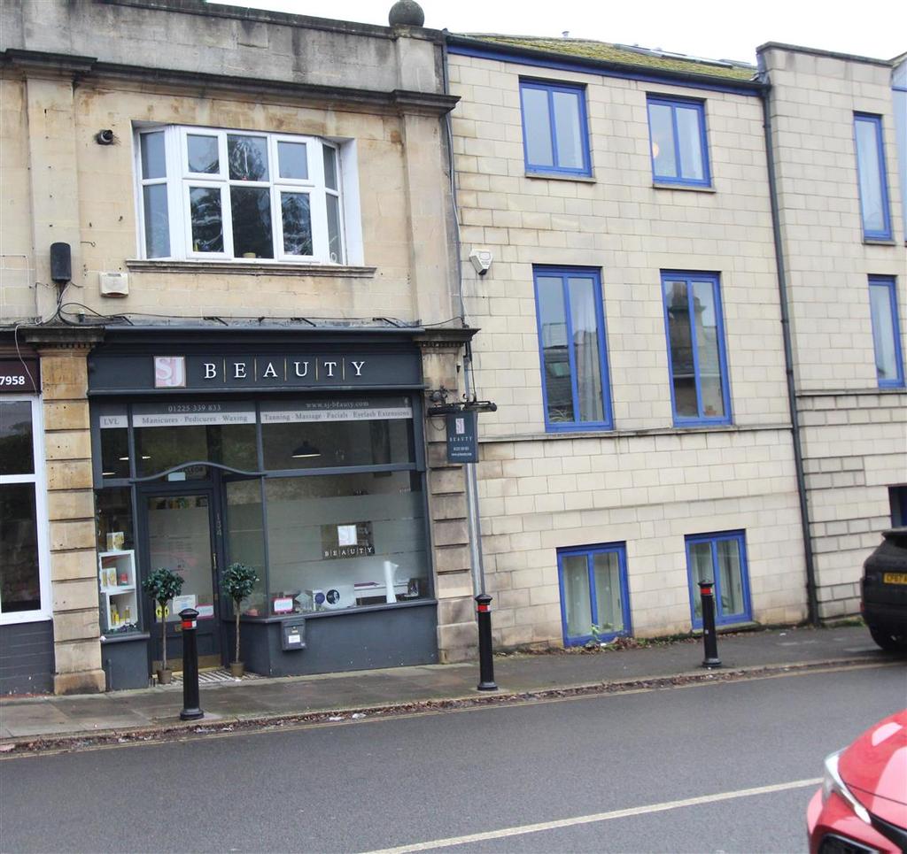 Wells Road, Bath House £475,000