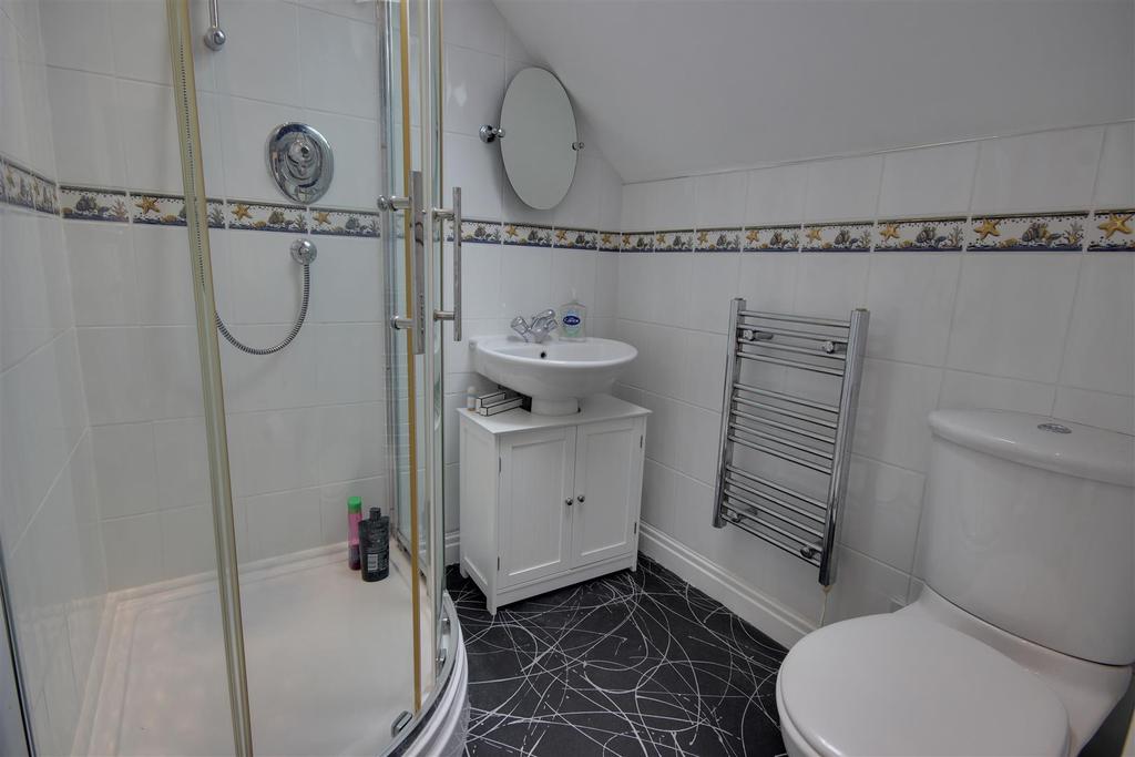 Ensuite Shower room