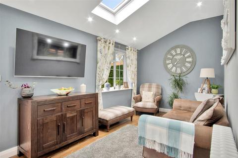7 Middlecave Drive, Malton, YO17 7BB