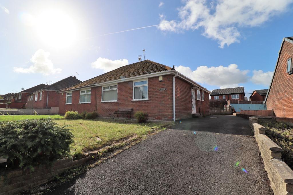 Haslingden Road, Blackburn, BB2 2 bed semidetached bungalow £135,000