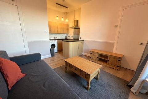 1 bedroom flat to rent, Albert Street, Edinburgh, EH7