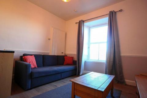 1 bedroom flat to rent, Albert Street, Edinburgh, EH7