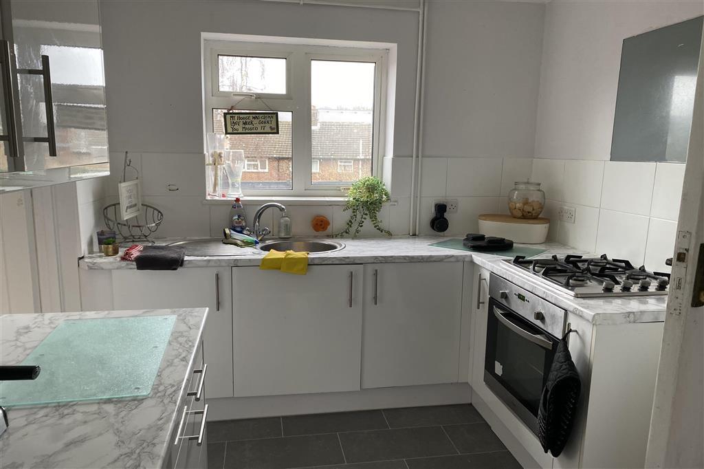 Burslem Road, Tunbridge Wells, Kent 3 bed semidetached house £400,000