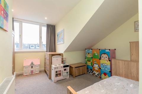 29 Beechwood Terrace, Edinburgh, EH6 8DE