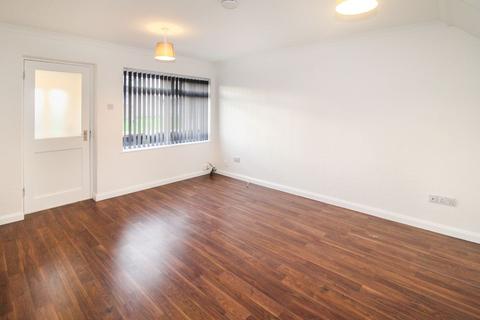 undefined, Crediton Close, Bedford