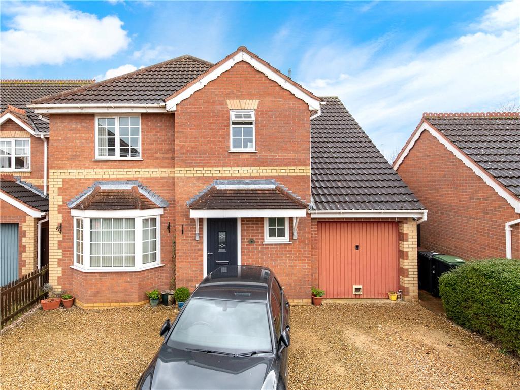 Lomax Drive, Sleaford, NG34 4 bed detached house £270,000
