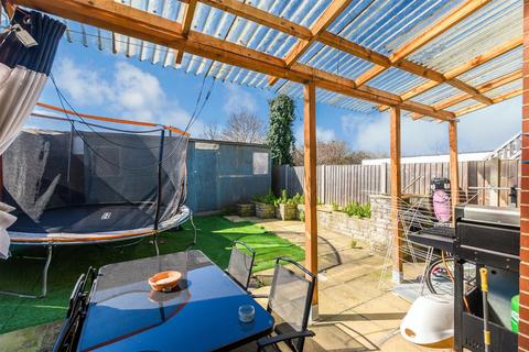 10 Burnham Crescent, Dartford, DA1 5BA
