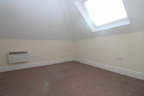 1 bedroom flat to rent, 26 London Road, Sittingbourne, Kent, ME10