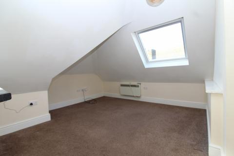 1 bedroom flat to rent, 26 London Road, Sittingbourne, Kent, ME10