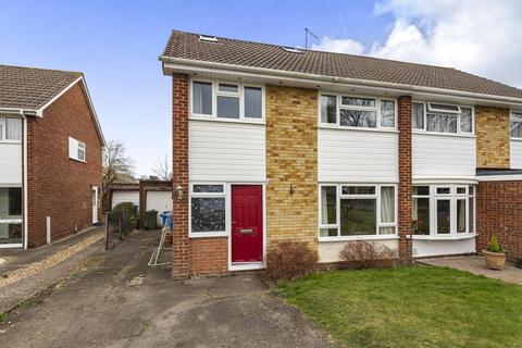 8 Badminton Road, Maidenhead, SL6 4QT