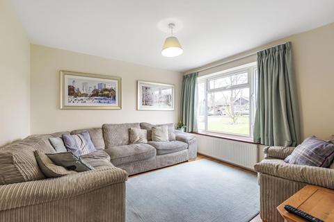 8 Badminton Road, Maidenhead, SL6 4QT
