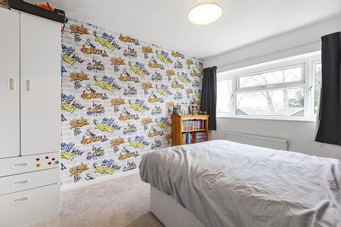 8 Badminton Road, Maidenhead, SL6 4QT