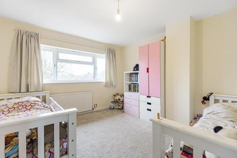 8 Badminton Road, Maidenhead, SL6 4QT