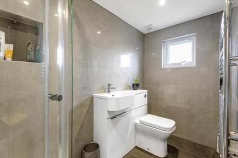 8 Badminton Road, Maidenhead, SL6 4QT