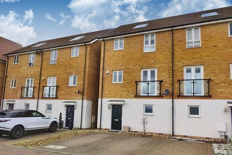 90 Barnmead Meadow, Grays, RM16 2EN