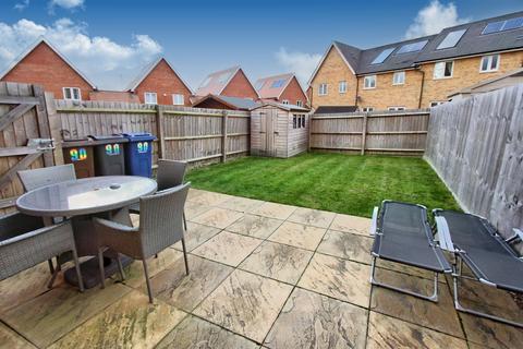 90 Barnmead Meadow, Grays, RM16 2EN