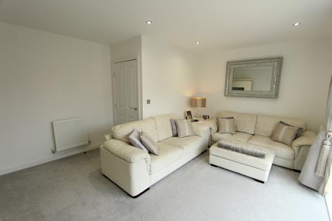 90 Barnmead Meadow, Grays, RM16 2EN