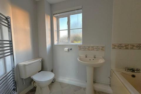 1 bedroom coach house to rent, Shorefields, Rainham