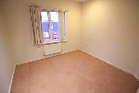 2 bedroom apartment to rent, Wilmslow Road, Handforth