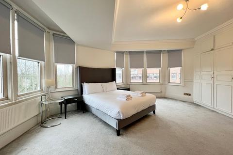 5 bedroom apartment to rent, Park Road, St Johns Wood
