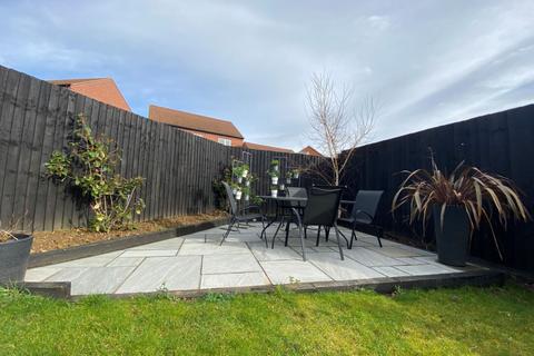 15 Wildacre Drive, Northampton, NN3 9GB