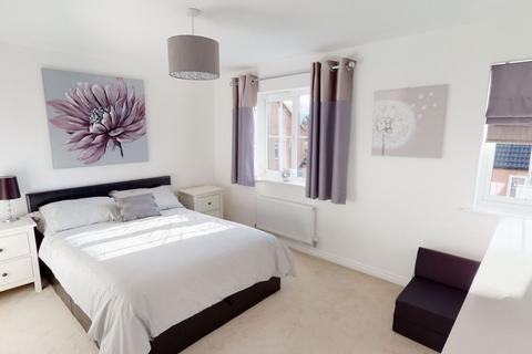 15 Wildacre Drive, Northampton, NN3 9GB