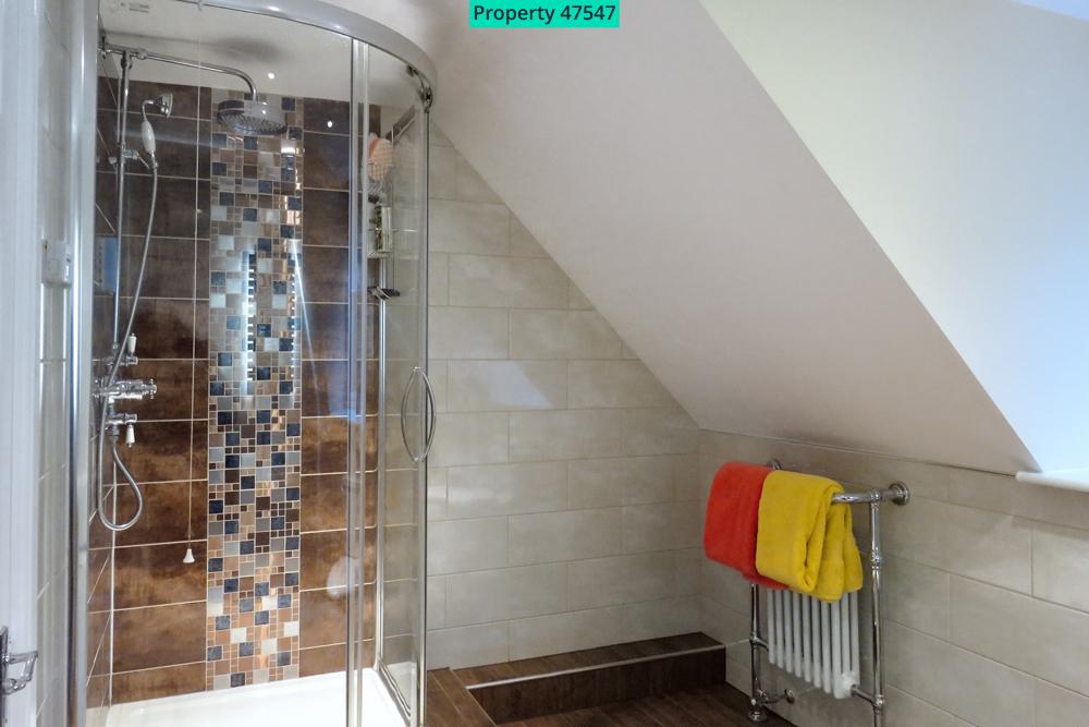 Main Upstairs Shower Room / WC