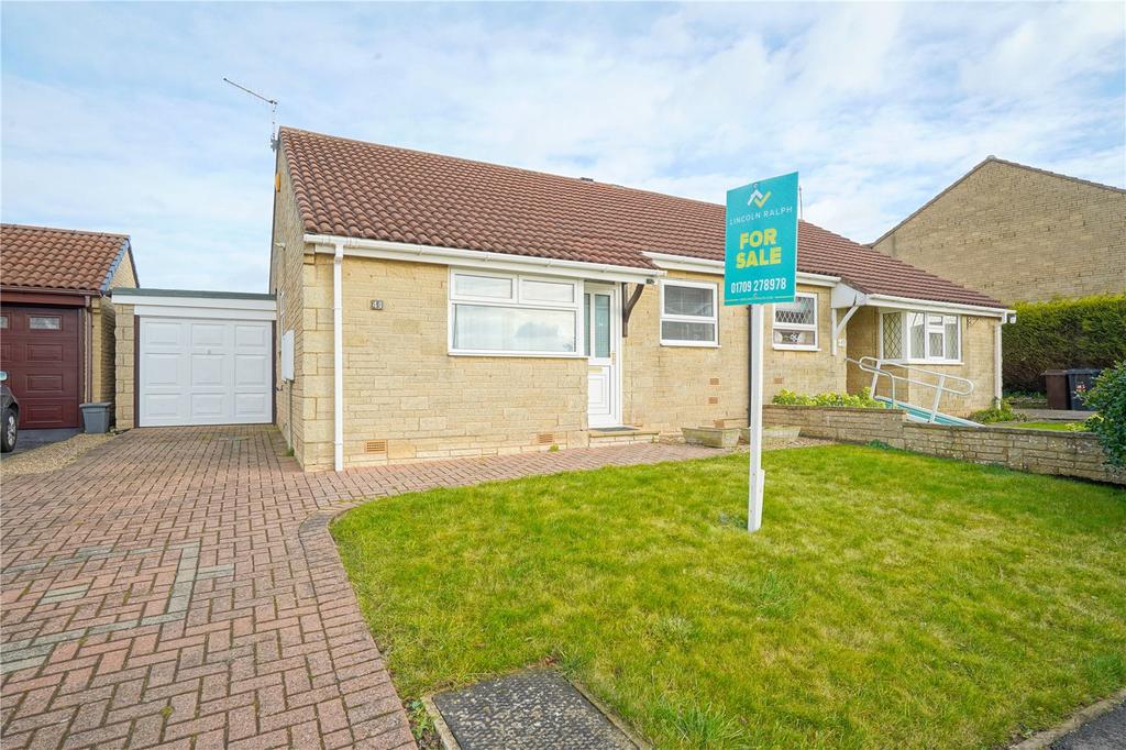 Sorby Way, Wickersley, Rotherham, South Yorkshire, S66 2 bed bungalow