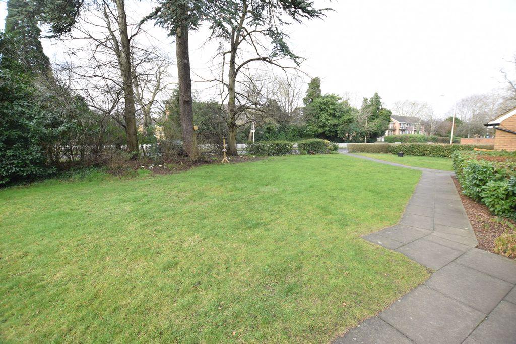 Garden at Front