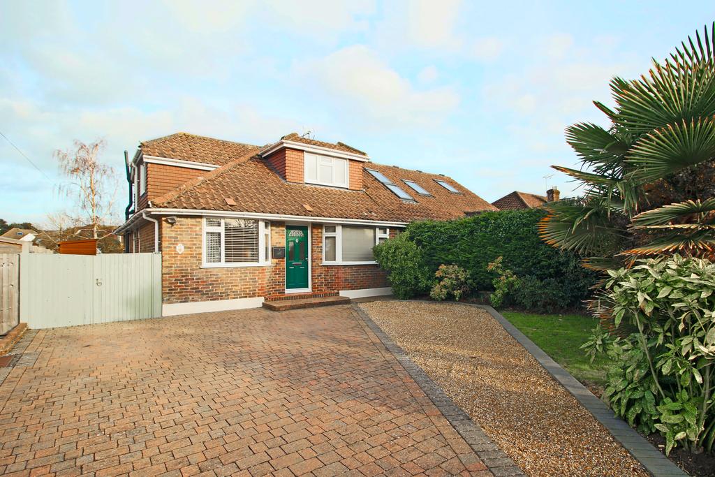 Dale Avenue, Hassocks, West Sussex... 4 bed chalet £599,950