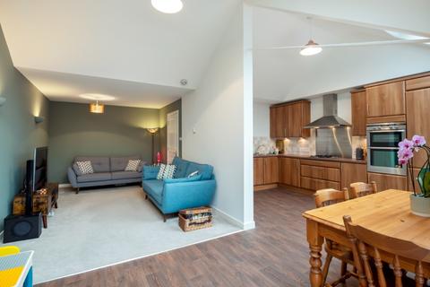 18 Keathbank Court Balmoral Road, Rattray, Blairgowrie, PH10 7HW