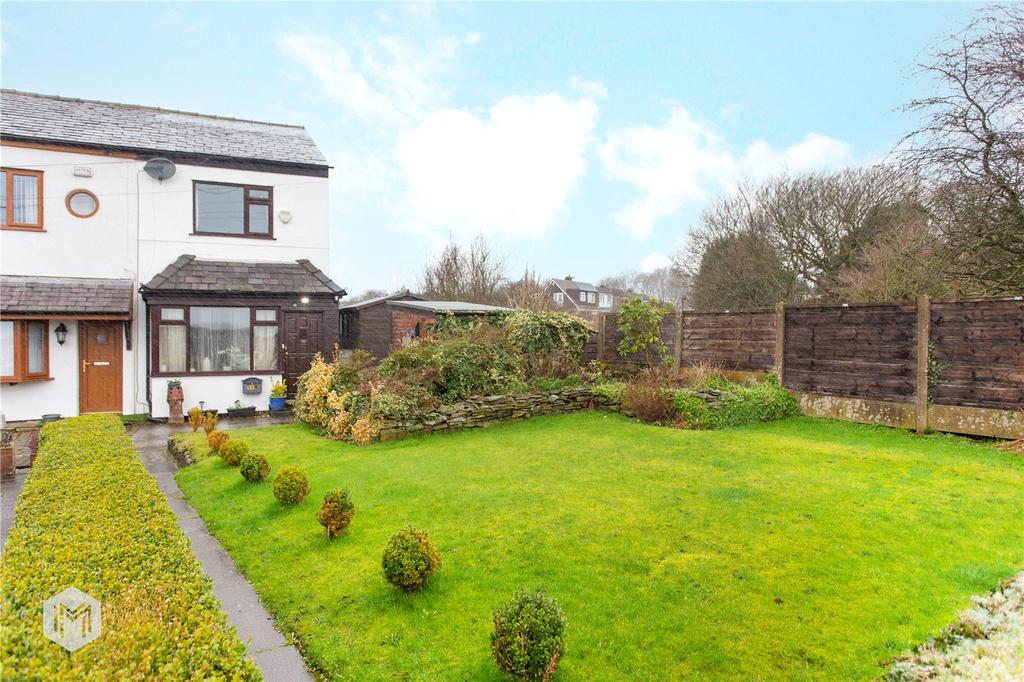 Bradley Fold Road, Ainsworth, BL2 2 bed end of terrace house £190,000
