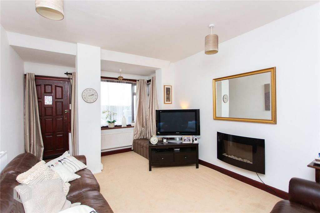 Bradley Fold Road, Ainsworth, BL2 2 bed end of terrace house £190,000
