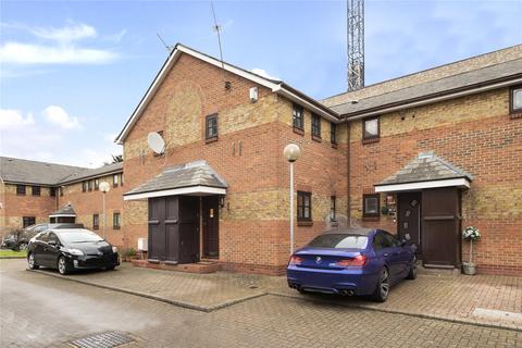 6 Athol Square, London, E14 0NP