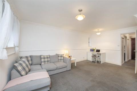 6 Athol Square, London, E14 0NP
