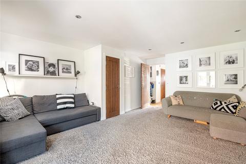 4 bedroom semi-detached house for sale - Halfcrown Way, Knaresborough, HG5