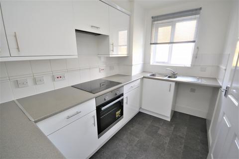 2 bedroom apartment to rent, Nottage Crescent, CM7