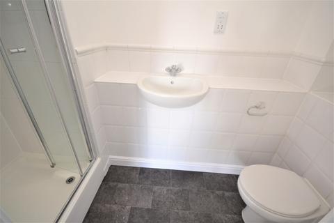 2 bedroom apartment to rent, Nottage Crescent, CM7