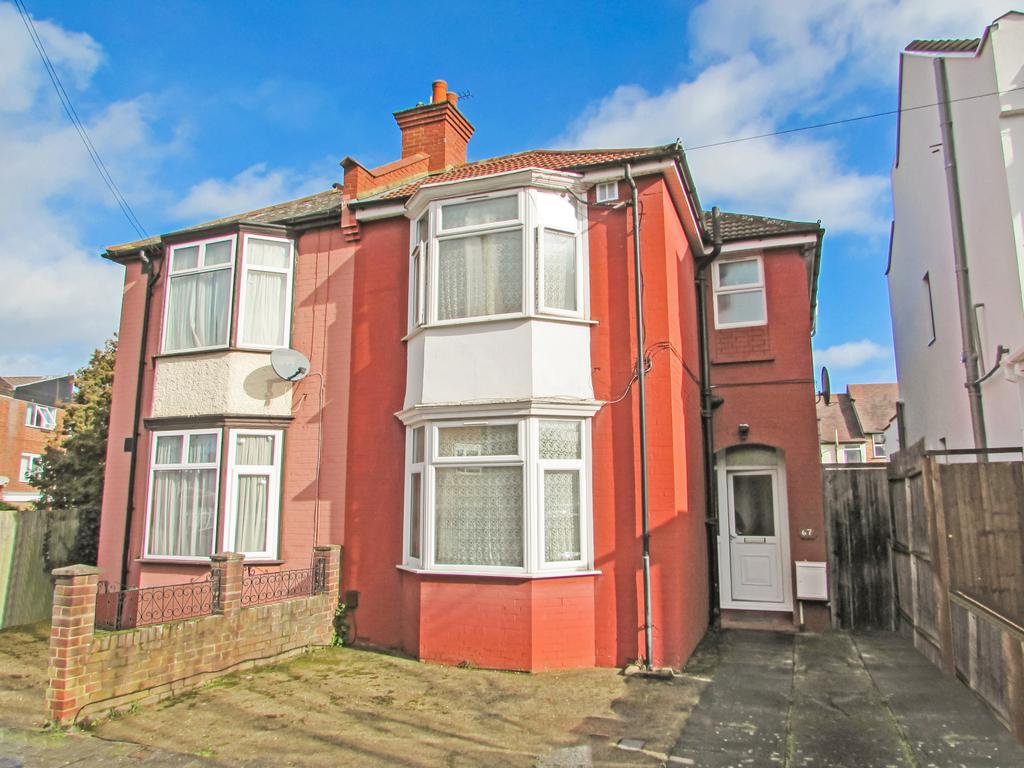 Lorne Road, Harrow, Middlesex HA3 3 bed semidetached house £515,000