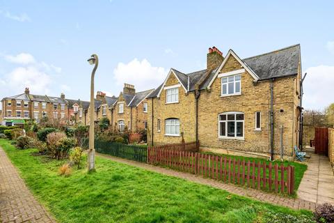 7, St Johns Cottages Maple Road, London, SE20 8HX