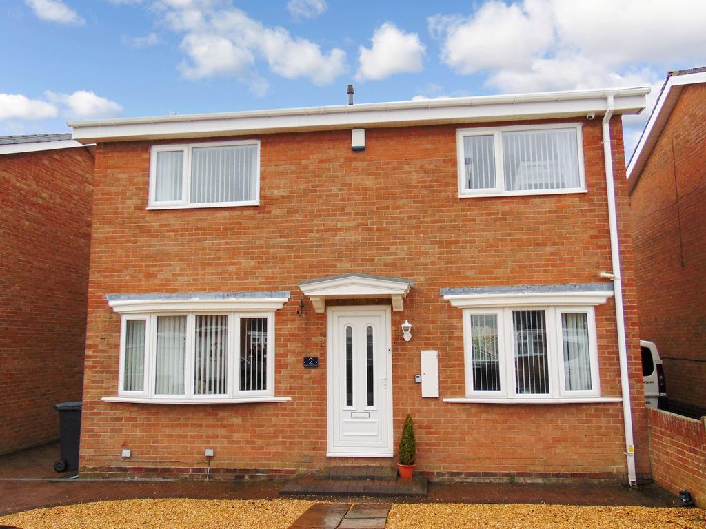 Balmoral Close, Bedlington... 4 bed detached house £195,000