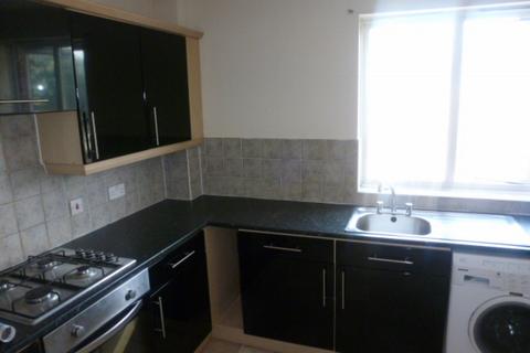 2 bedroom apartment to rent, Stretford Road, Hulme, Manchester. M15 4AW