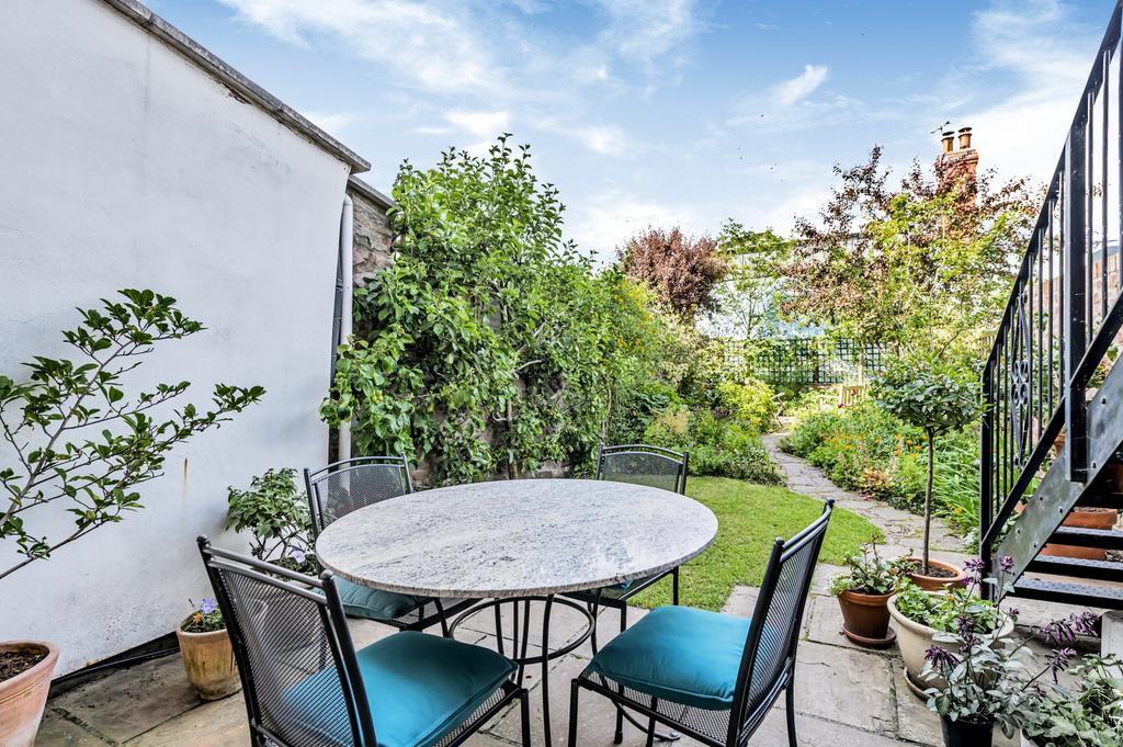 Garden Terrace