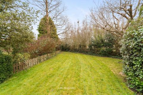West Winds Barkers Lane, Wythall, Birmingham, B47 6BU