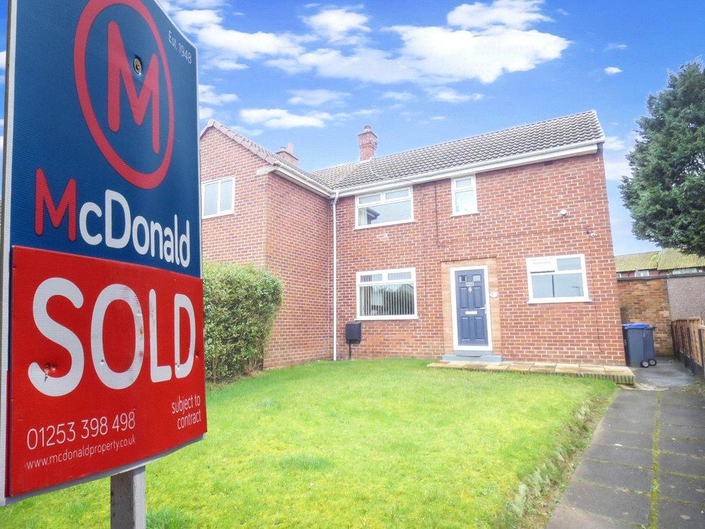 Normoss Avenue, Normoss, Blackpool 2 bed semidetached house £124,950