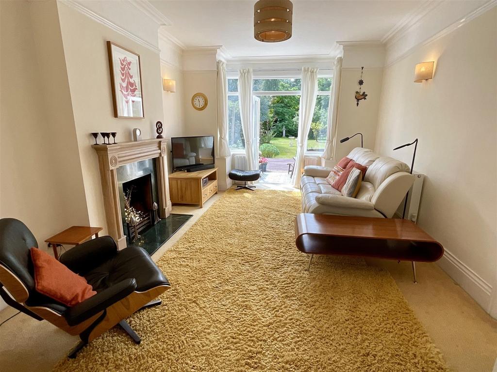 New Lounge