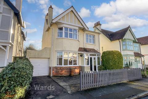 5 bedroom detached house for sale, Earlsfield Road, Hythe, Kent