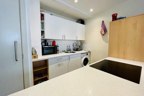 1 bedroom flat for sale - 9 Bennets Hill, B2