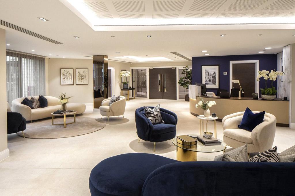 Concierge/ Reception